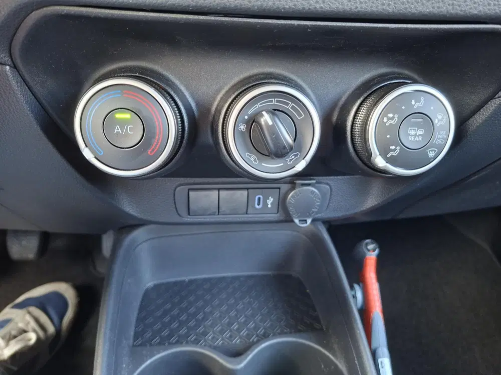 Toyota Aygo X 1.0 VVT-i MT Play CAMERA uit 2025, foto 15