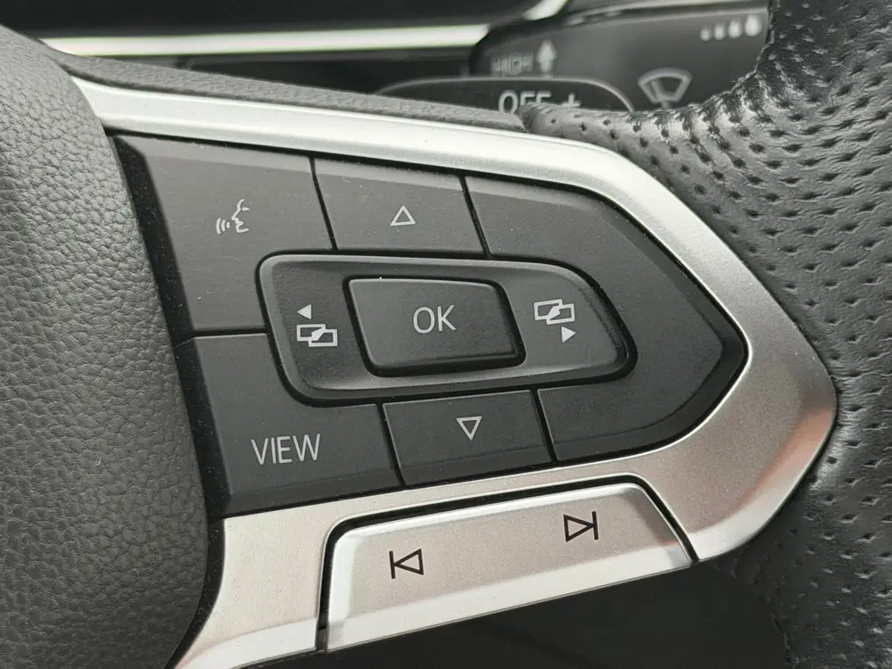 Volkswagen T-Cross 1.0 TSI DSG Automaat 2x R-Line - DeepBlac uit 2019, foto 16