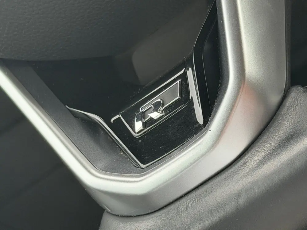 Volkswagen T-Cross 1.0 TSI DSG Automaat 2x R-Line - DeepBlac uit 2019, foto 17