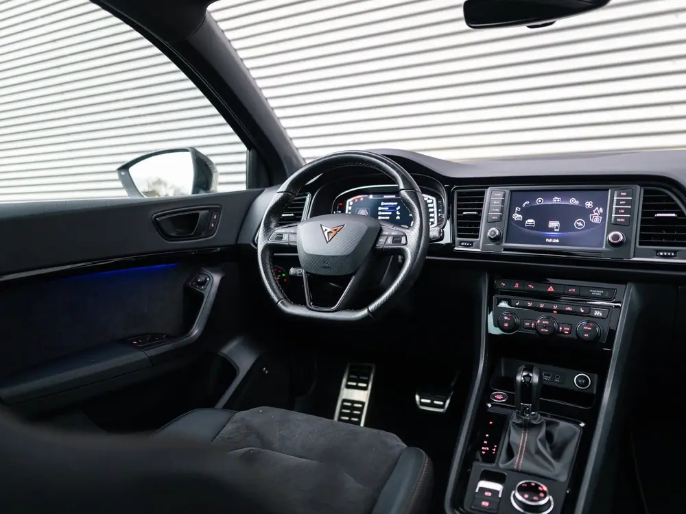 Cupra Ateca 2.0 TSI 4DRIVE PANO BEATS 360 CAMERA TREKHAAK uit 2019, foto 19
