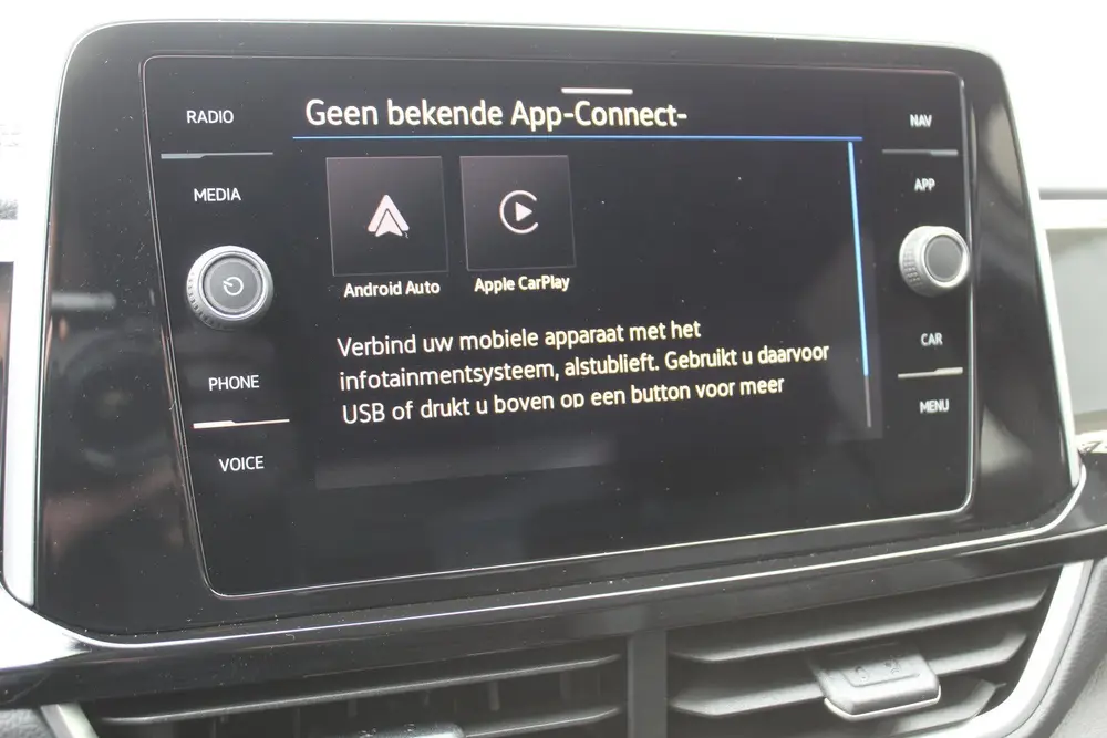 Volkswagen T-Roc 1.5-150pk R-Line Edition DSG-AUTOMAAT ! Gun uit 2024, foto 15