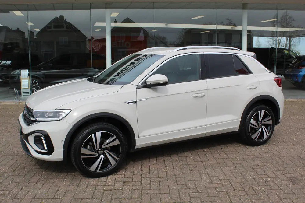 Volkswagen T-Roc 1.5-150pk R-Line Edition DSG-AUTOMAAT ! Gun uit 2024, foto 2