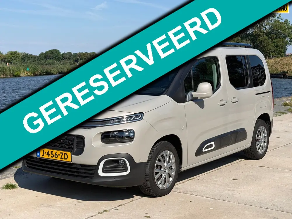 Citroën Berlingo Citroen Berlingo 1.2 PureTech Shine uit 2019