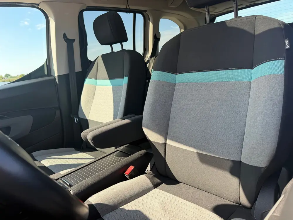 Citroën Berlingo Citroen Berlingo 1.2 PureTech Shine uit 2019, foto 10