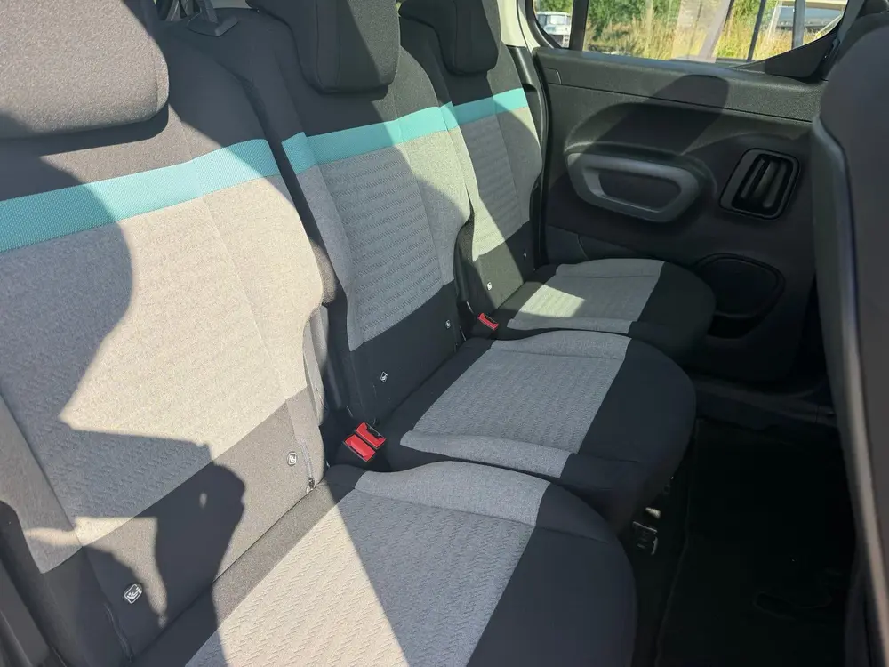 Citroën Berlingo Citroen Berlingo 1.2 PureTech Shine uit 2019, foto 18