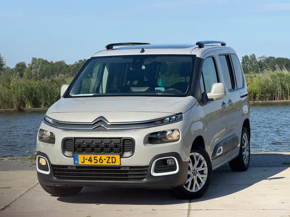 Citroën Berlingo Citroen Berlingo 1.2 PureTech Shine uit 2019, foto 20