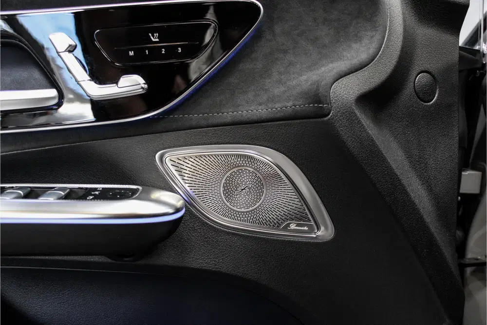 Mercedes-Benz EQE 350 AMG Night Edition 89 kWh uit 2024, foto 13