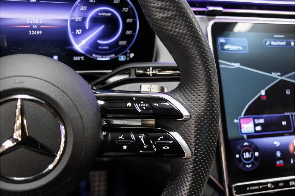 Mercedes-Benz EQE 350 AMG Night Edition 89 kWh uit 2024, foto 16