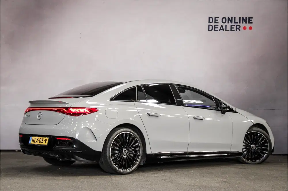 Mercedes-Benz EQE 350 AMG Night Edition 89 kWh uit 2024, foto 6