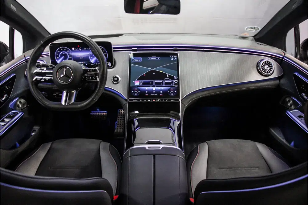 Mercedes-Benz EQE 350 AMG Night Edition 89 kWh uit 2024, foto 8