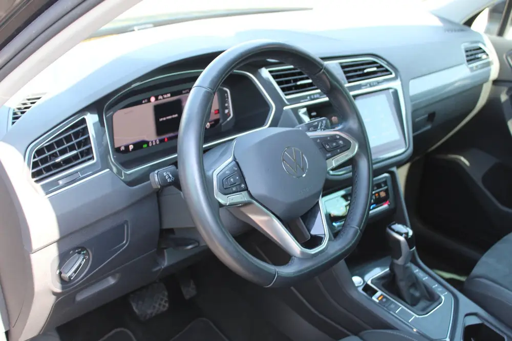 Volkswagen Tiguan 1.5 TSI 150Pk Life Business | Trekhaak | S uit 2023, foto 2