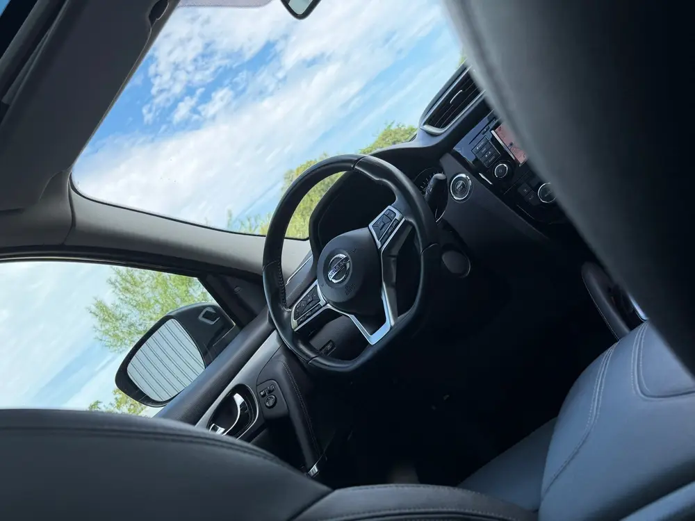 Nissan Qashqai 1.3 DIG-T Tekna + Automaat - Brilliant Black uit 2019, foto 3