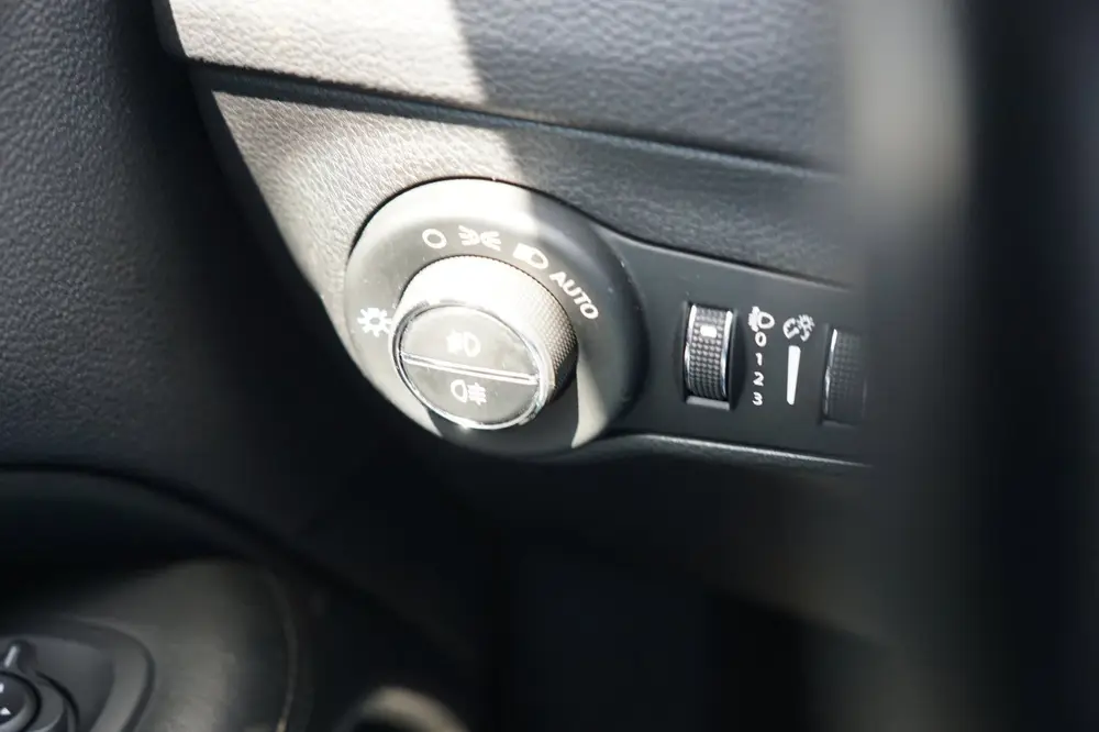 Jeep Compass 1.4 MultiAir Night Eagle FWD | Hydro Blue Metal uit 2020, foto 16