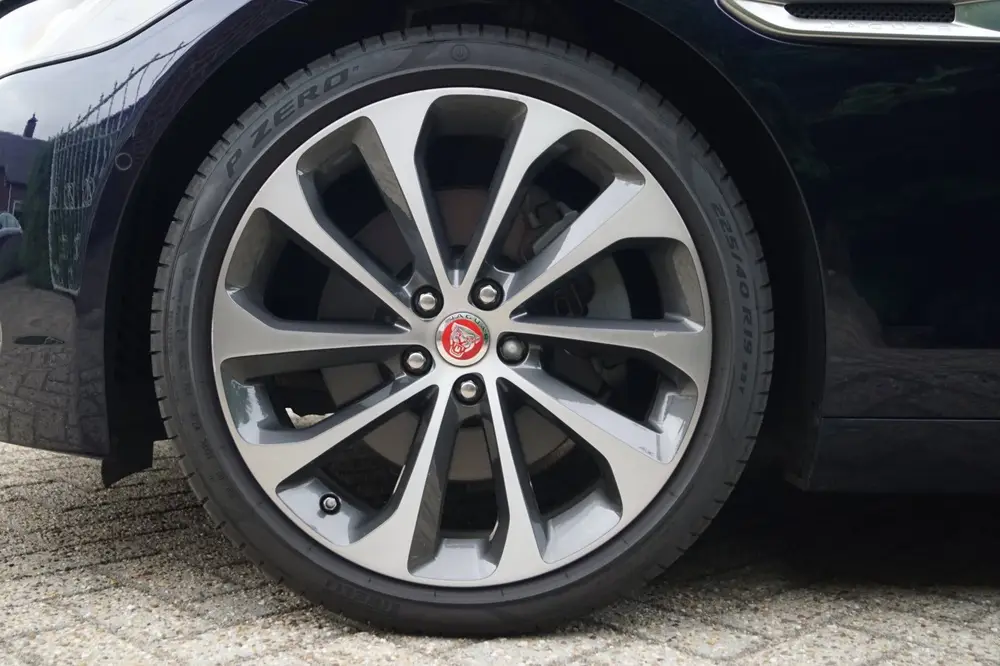 Jaguar XE 2.0 P250 R-Dynamic SE Autom Leder Sportst Stoel/St uit 2021, foto 10