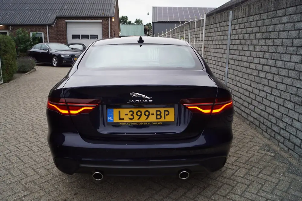 Jaguar XE 2.0 P250 R-Dynamic SE Autom Leder Sportst Stoel/St uit 2021, foto 5