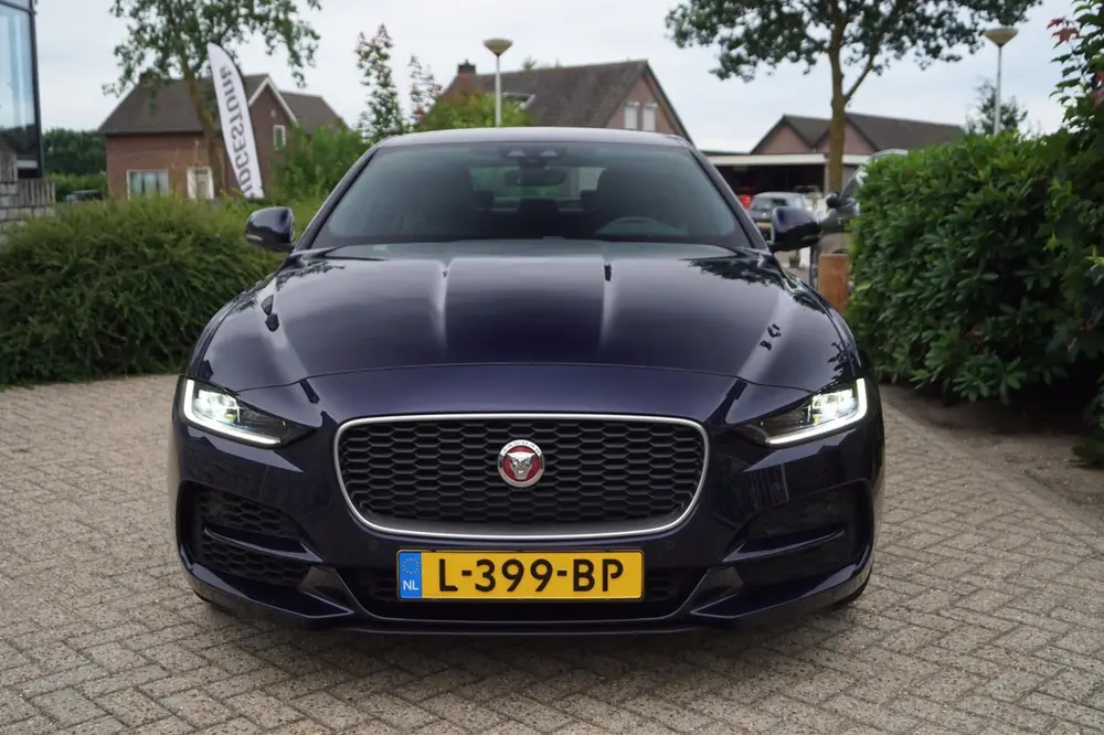 Jaguar XE 2.0 P250 R-Dynamic SE Autom Leder Sportst Stoel/St uit 2021, foto 7
