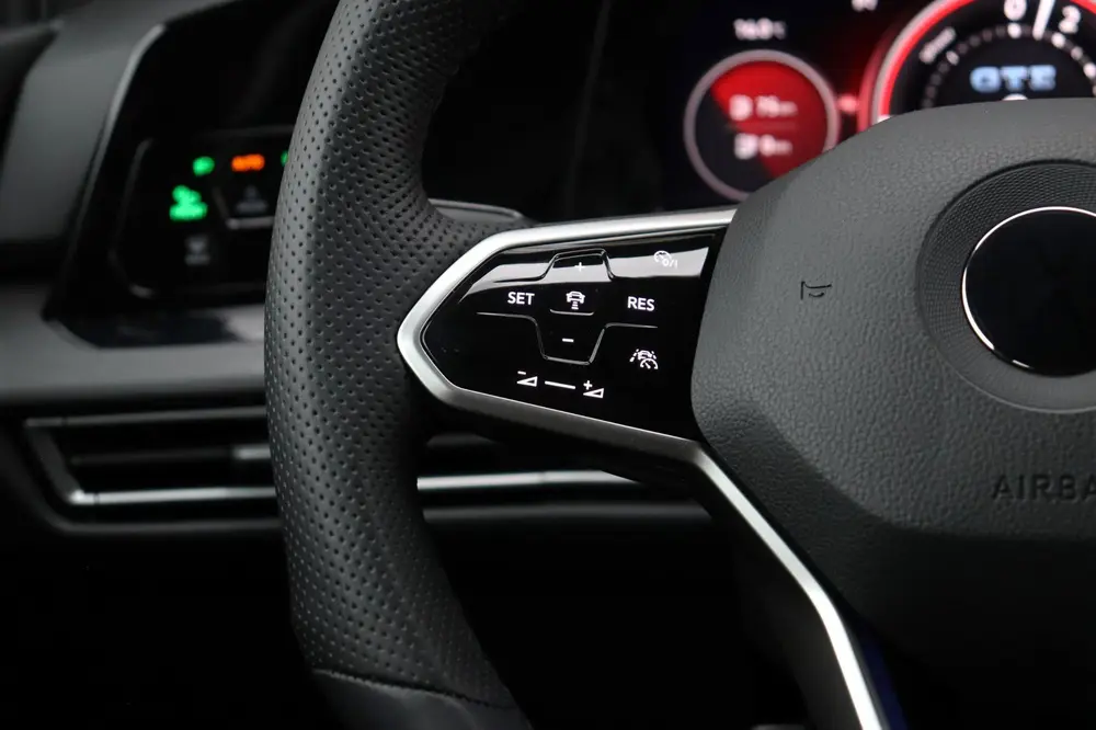 Volkswagen Golf 1.4 eHybrid GTE | Camera | Stoel/Stuur Verwa uit 2020, foto 13
