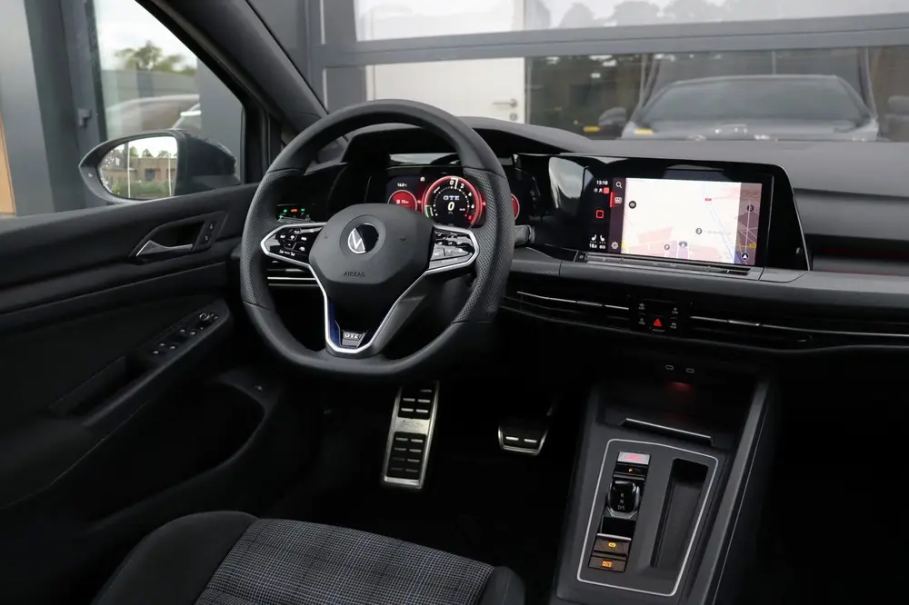 Volkswagen Golf 1.4 eHybrid GTE | Camera | Stoel/Stuur Verwa uit 2020, foto 7