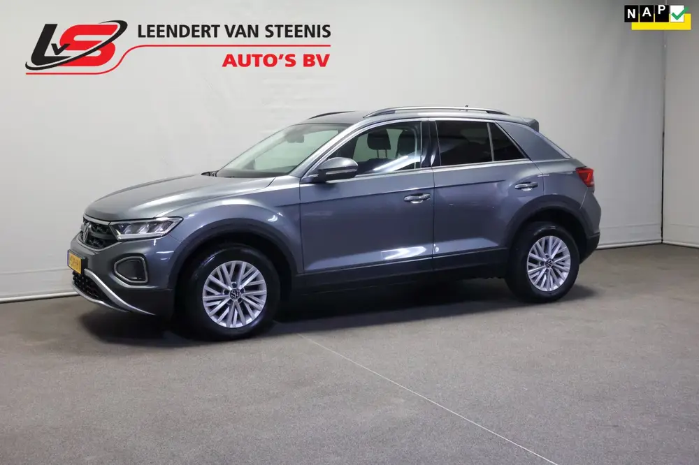 Volkswagen T-Roc 1.0 TSI Life uit 2022