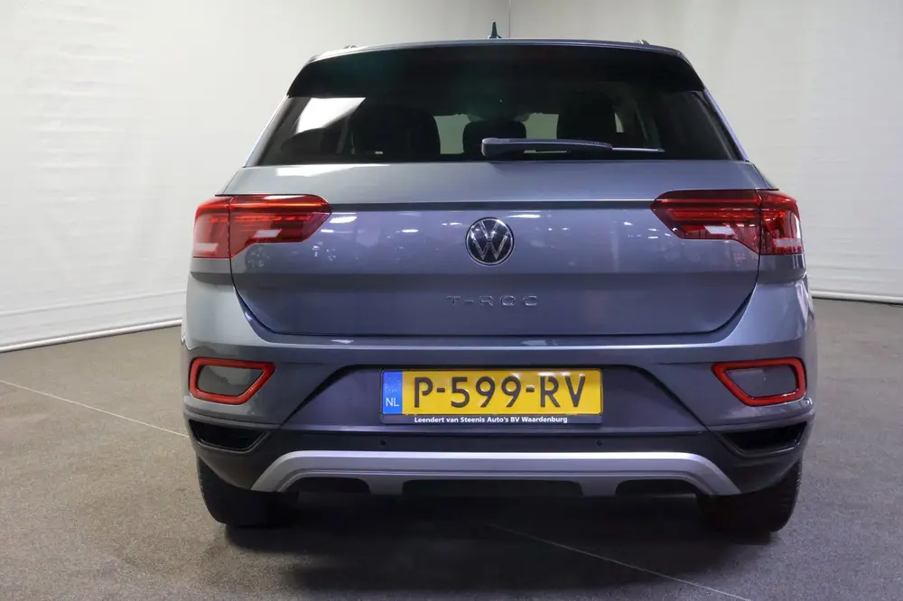 Volkswagen T-Roc 1.0 TSI Life uit 2022, foto 11