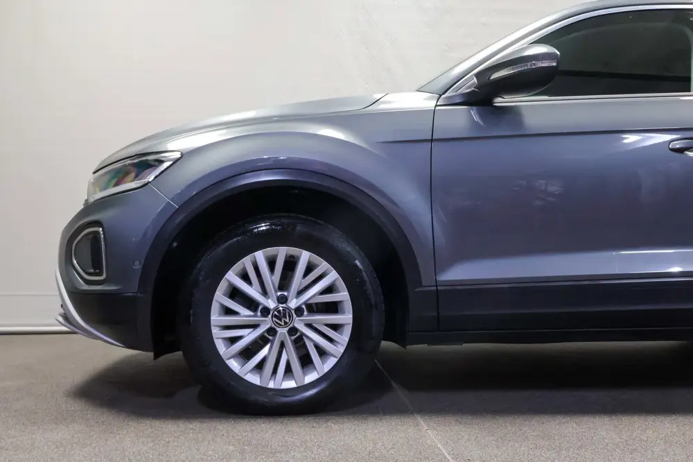 Volkswagen T-Roc 1.0 TSI Life uit 2022, foto 19