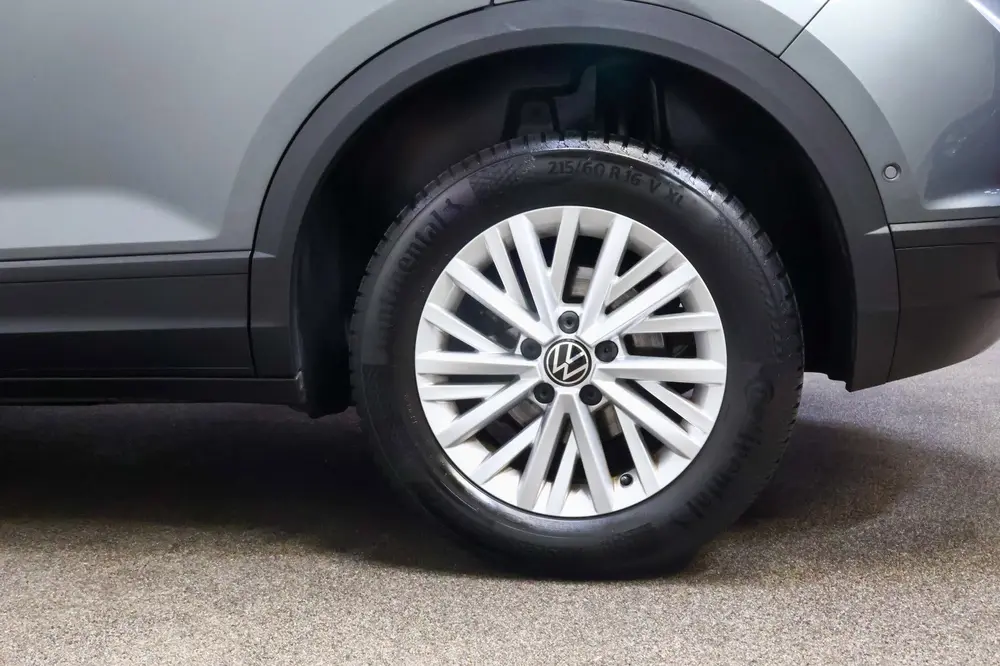 Volkswagen T-Roc 1.0 TSI Life uit 2022, foto 9