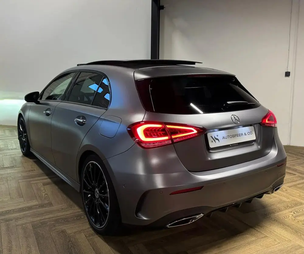 Mercedes-Benz A-Klasse 180 AMG Line PANO MEMORY VOL uit 2020, foto 4