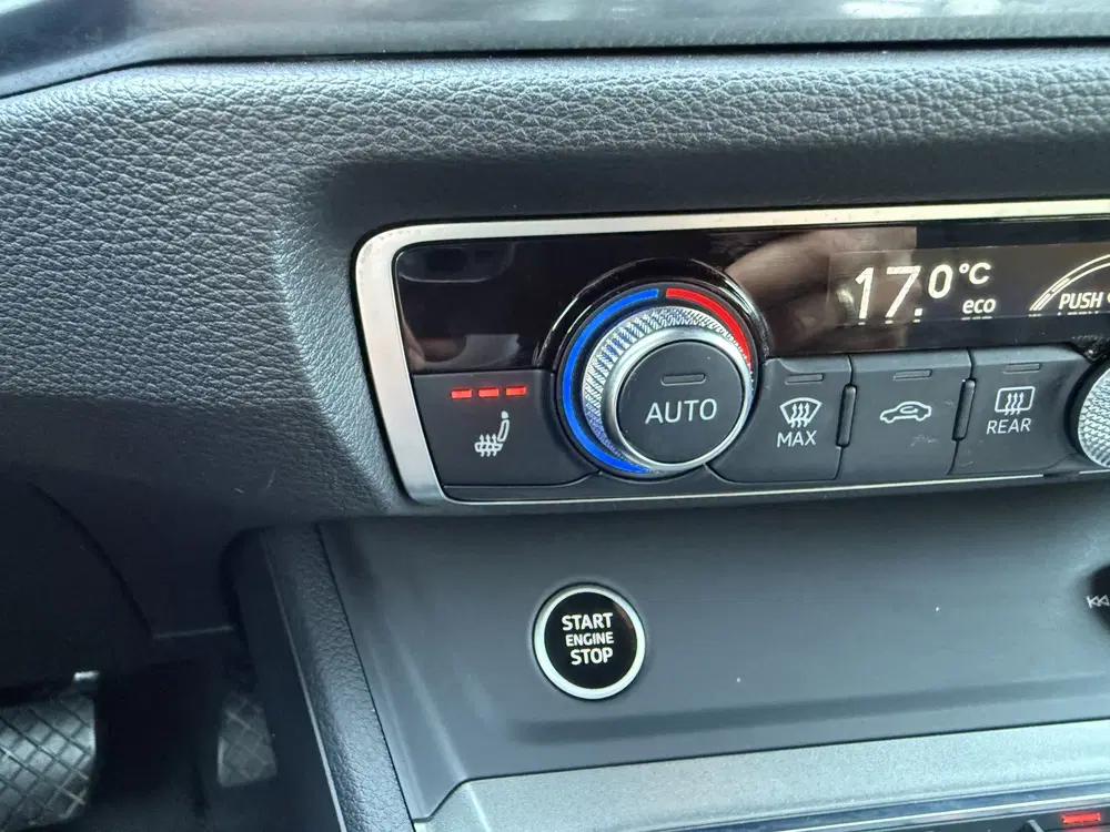 Audi Q3 45 TFSI e S-LINE Matrix uit 2022, foto 14