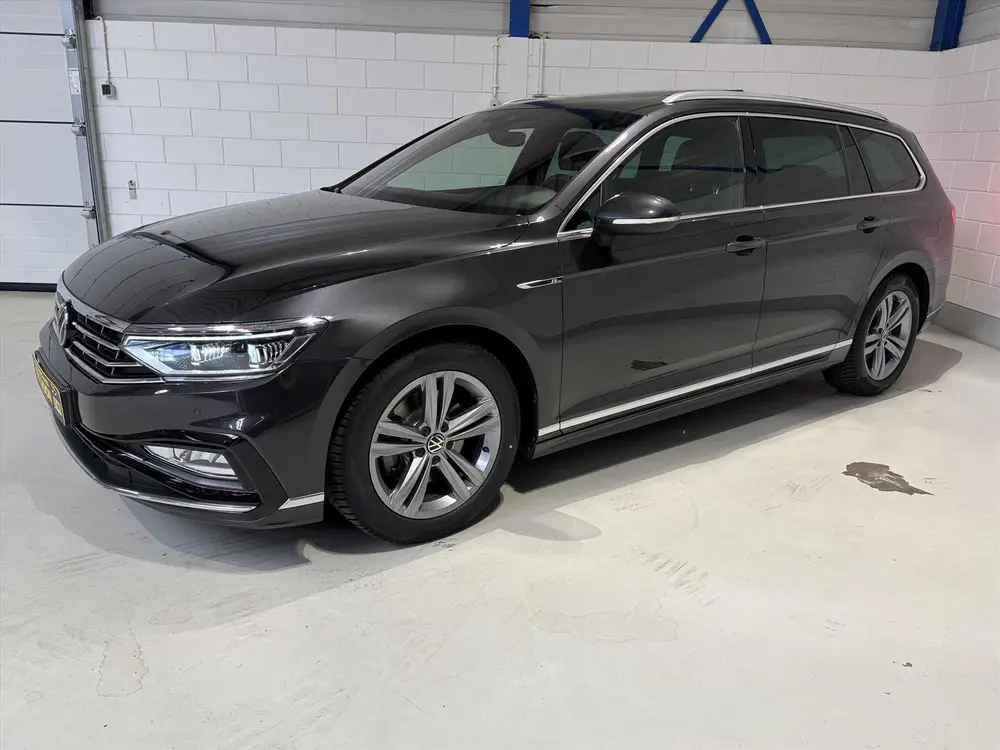 VOLKSWAGEN Passat Variant 1.5 TSI 150pk ACT Highline Busines uit 2020, foto 5