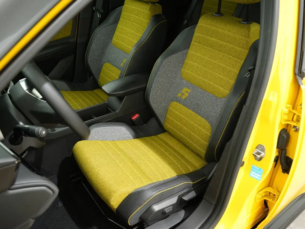 Renault 5 COMFORT RANGE 150PK ICONIC CINQ 52 KWH 3-F uit 2025, foto 4