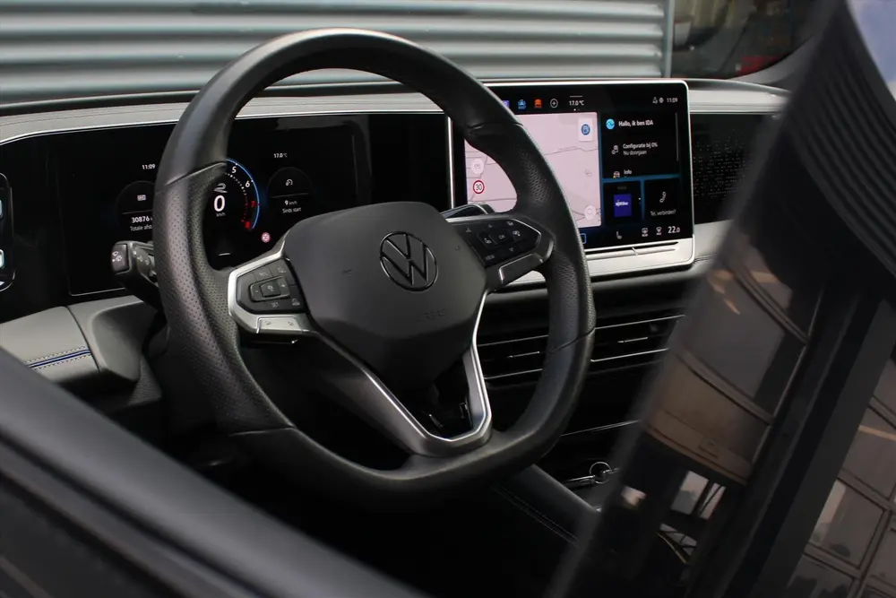 Volkswagen Tiguan 1.5 eTSI 150pk DSG R-Line Black Style uit 2024, foto 16