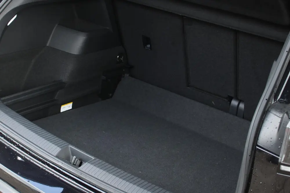 Volkswagen Tiguan 1.5 eTSI 150pk DSG R-Line Black Style uit 2024, foto 17