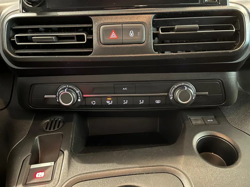 Peugeot Rifter L2 Rolstoelauto Automaat 5+1 uit 2022, foto 18