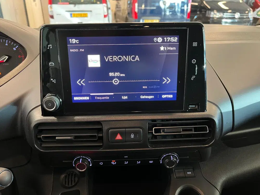 Peugeot Rifter L2 Rolstoelauto Automaat 5+1 uit 2022, foto 19