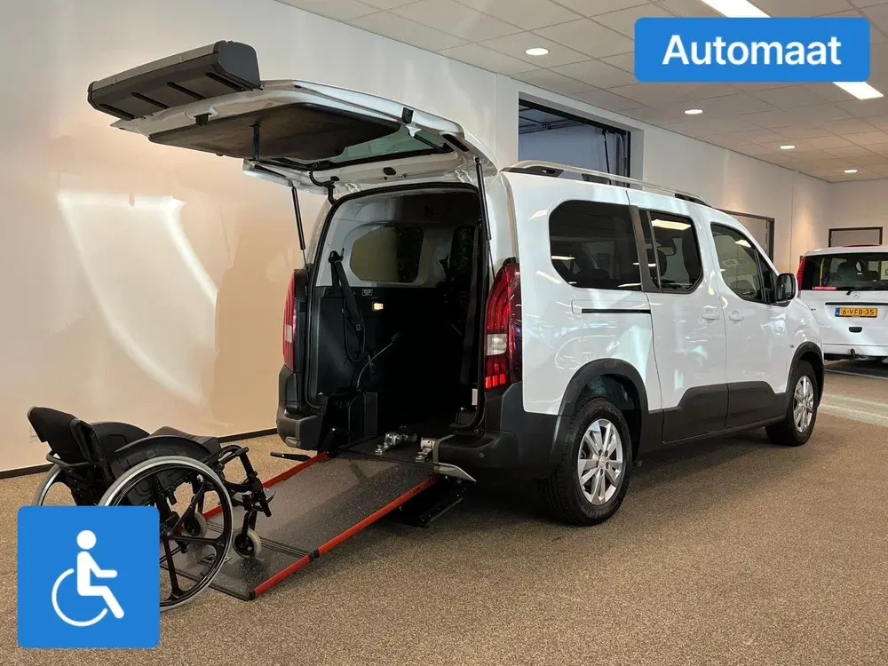 Peugeot Rifter L2 Rolstoelauto Automaat 5+1 uit 2022, foto 2