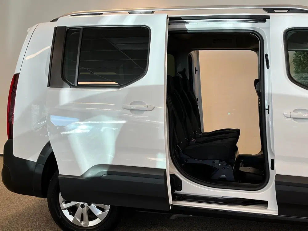 Peugeot Rifter L2 Rolstoelauto Automaat 5+1 uit 2022, foto 9