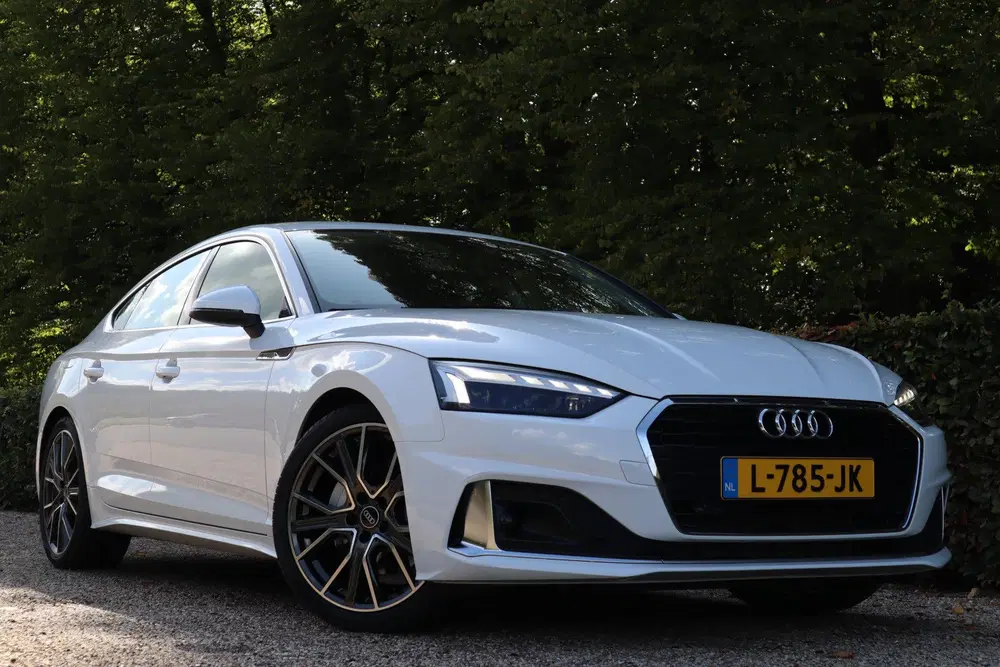 Audi A5 40 TFSI Business Edition uit 2021, foto 3