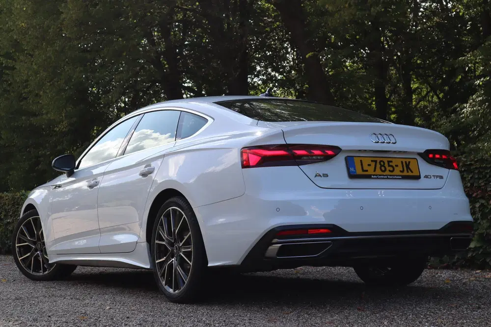 Audi A5 40 TFSI Business Edition uit 2021, foto 4