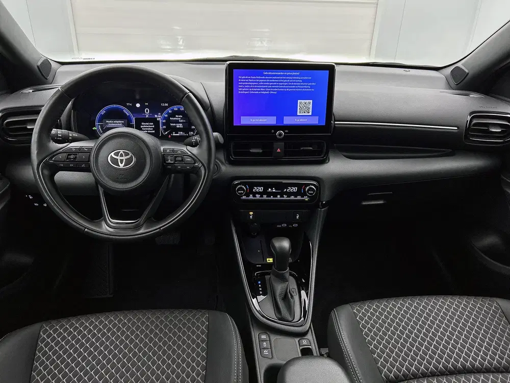 Toyota Yaris 1.5 Hybrid 130 Executive uit 2024, foto 10