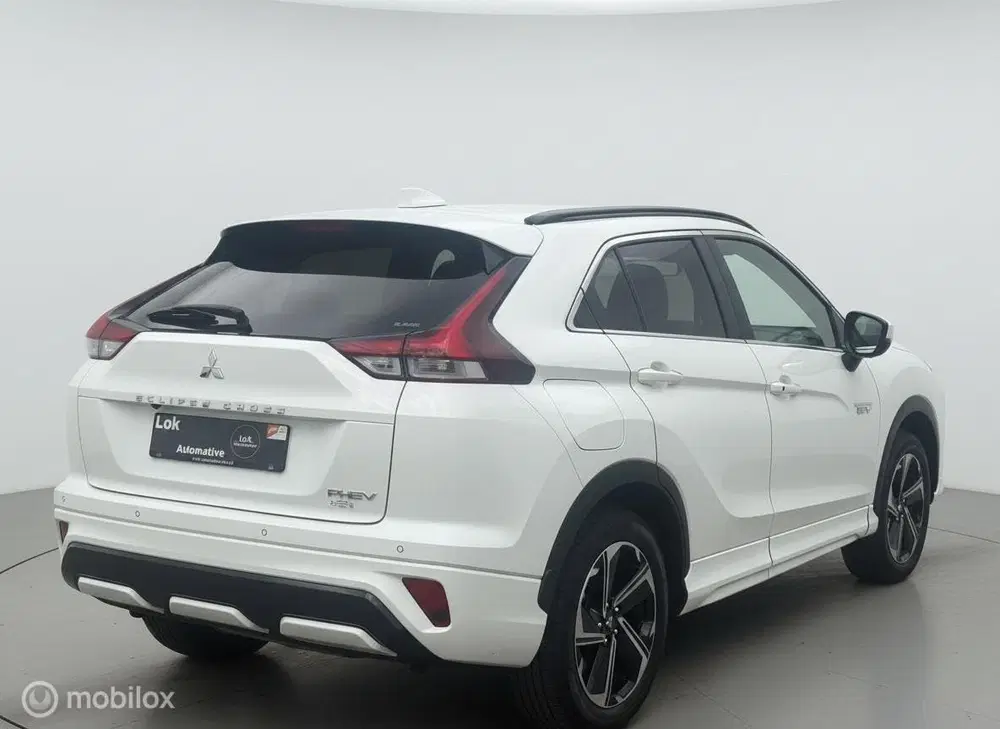 Mitsubishi Eclipse Cross 2.4 PHEV Business Intense+ 360CAM uit 2022, foto 2