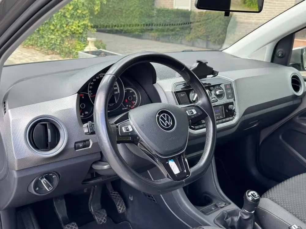 Volkswagen UP 1.0 Active 5-drs LM velgen PDC Camera Cruise c uit 2021, foto 10