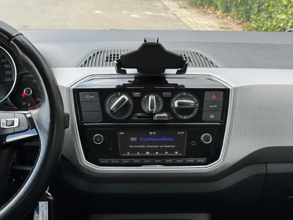 Volkswagen UP 1.0 Active 5-drs LM velgen PDC Camera Cruise c uit 2021, foto 11