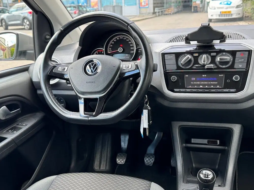 Volkswagen UP 1.0 Active 5-drs LM velgen PDC Camera Cruise c uit 2021, foto 12