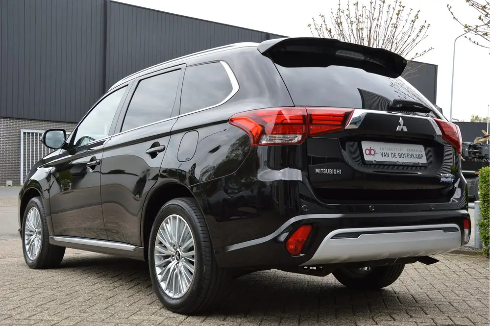 Mitsubishi Outlander 2.4 PHEV Instyle LED | CAMERA | CAR PLA uit 2019, foto 10