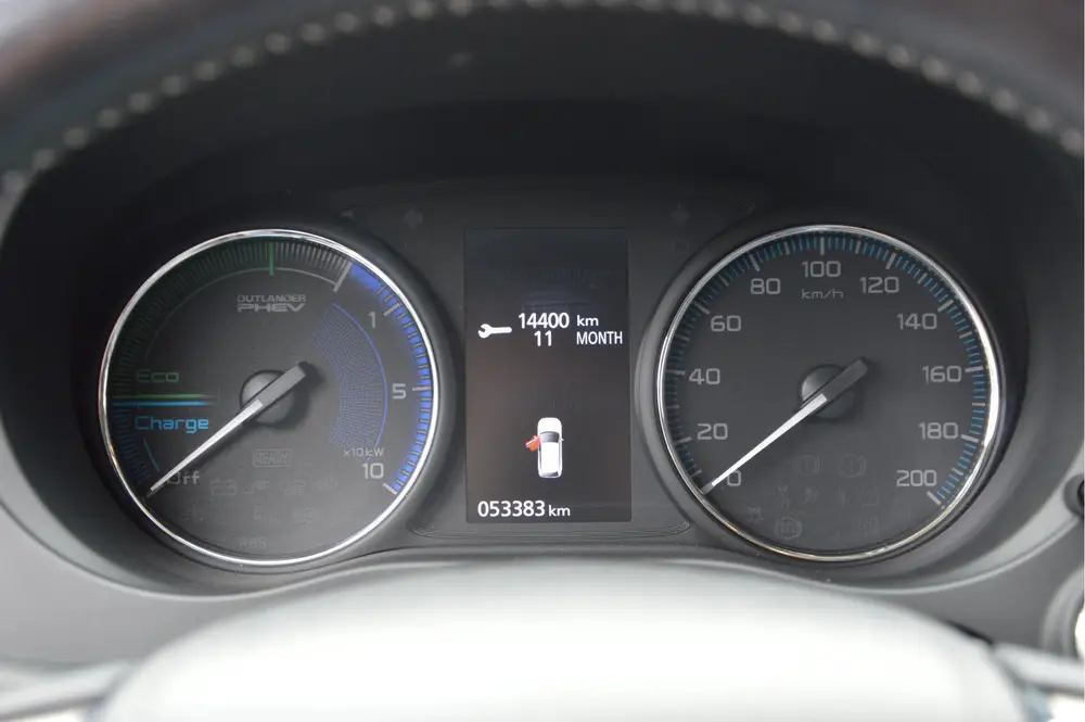 Mitsubishi Outlander 2.4 PHEV Instyle LED | CAMERA | CAR PLA uit 2019, foto 15