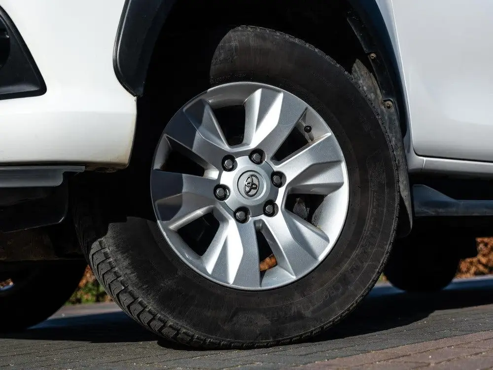 Toyota Hilux 2.4 D-4D-F Double Cab Professional Automaa uit 2019, foto 11