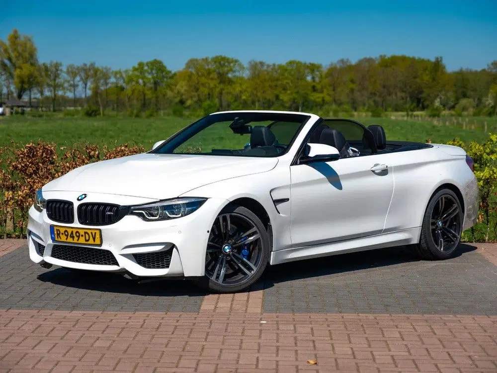BMW 4-serie Cabrio M4 uit 2019, foto 2