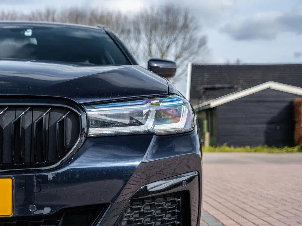 BMW 5-serie Touring 530e xDrive Business Edition Plus uit 2022, foto 11