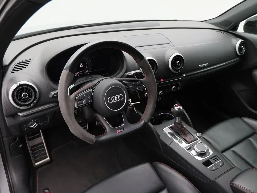 Audi RS3 2.5 TFSi 400 Pk quattro uit 2020, foto 3