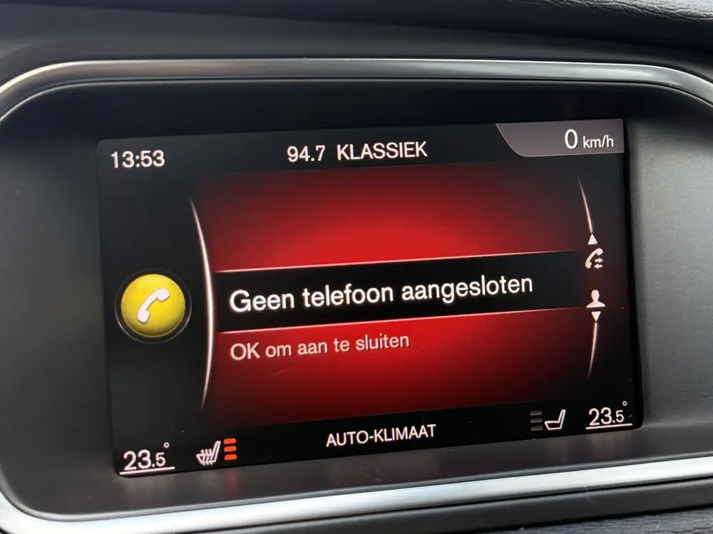 Volvo V40 1.5 T3 Polar+ Sport Automaat R-Design/Pano/Navigat uit 2019, foto 13